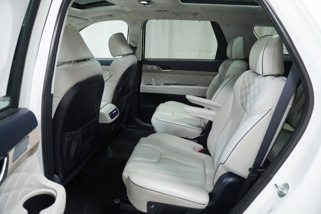 Used 2022 Hyundai Palisade Calligraphy image 19