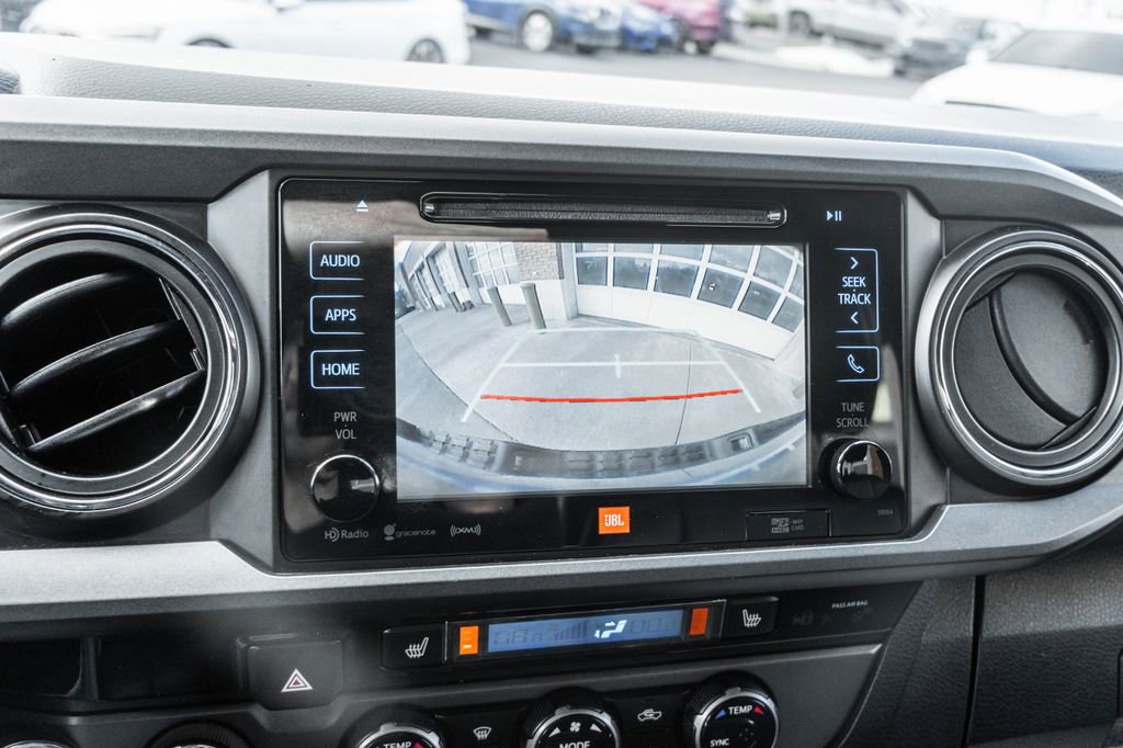 Used 2018 Toyota Tacoma TRD Off-Road image 10