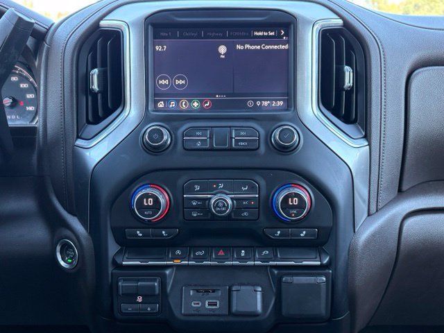 Used 2020 Chevrolet Silverado 1500 LTZ AWD/4WD image 18