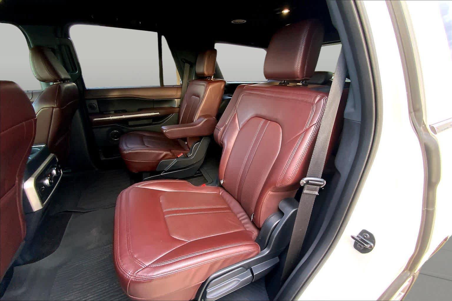 Used 2022 Ford Expedition Limited AWD/4WD image 21
