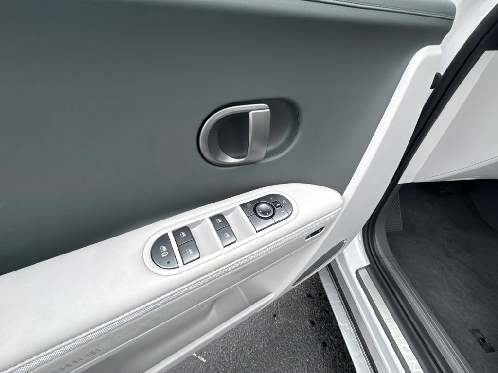 New 2026 Hyundai Ioniq 5 Limited AWD/4WD image 14