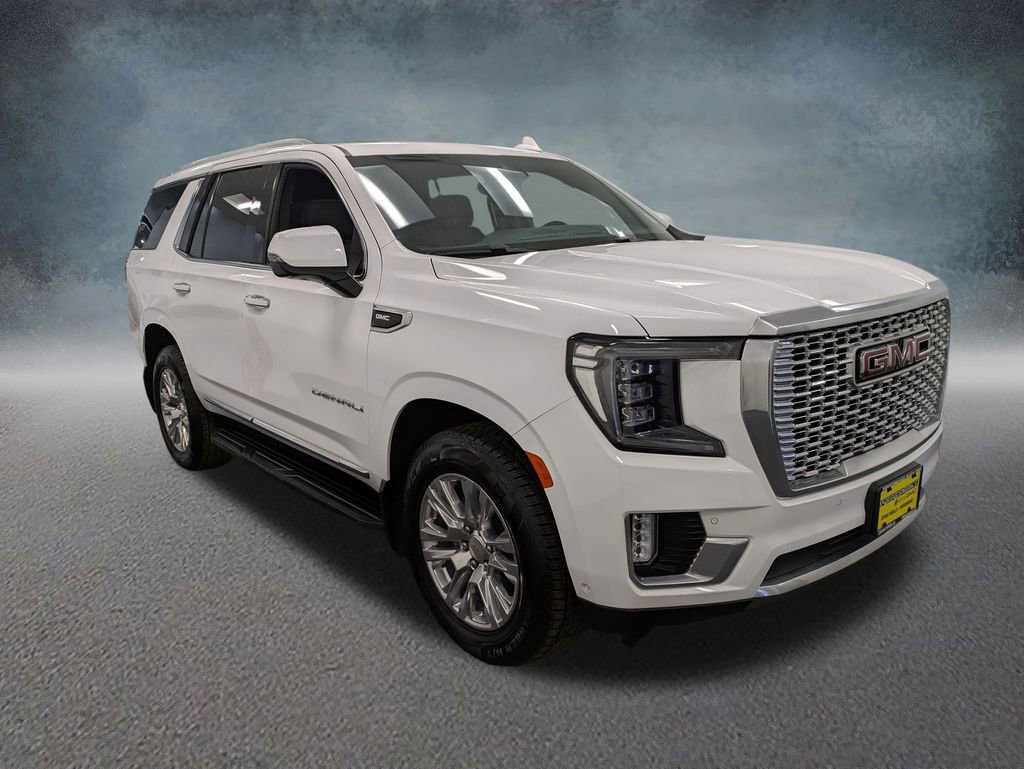 Used 2023 GMC Yukon Denali w/ Advanced Technology Package image 3