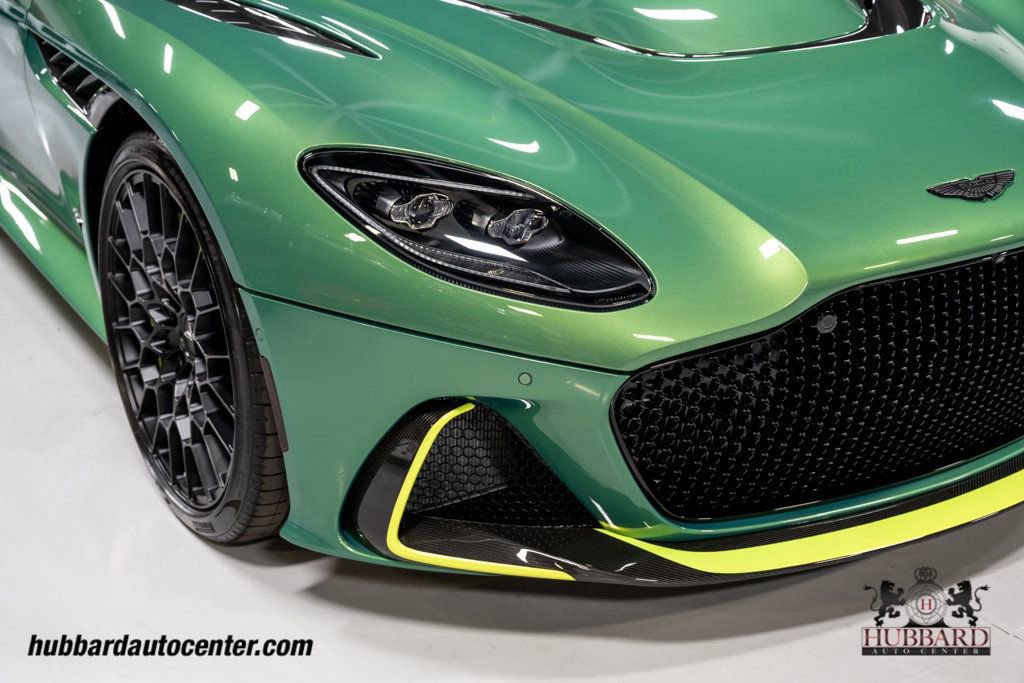 Used 2023 Aston Martin DBS Coupe image 31
