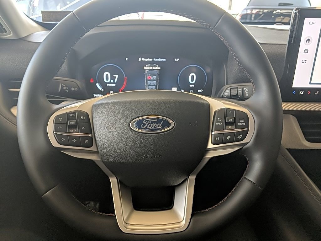 Certified 2025 Ford Explorer Active image 17