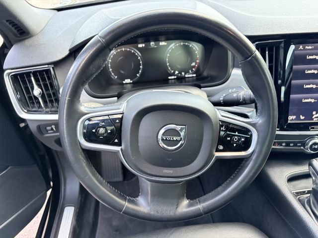 Used 2017 Volvo S90 T5 Momentum w/ Vision Package FWD image 11