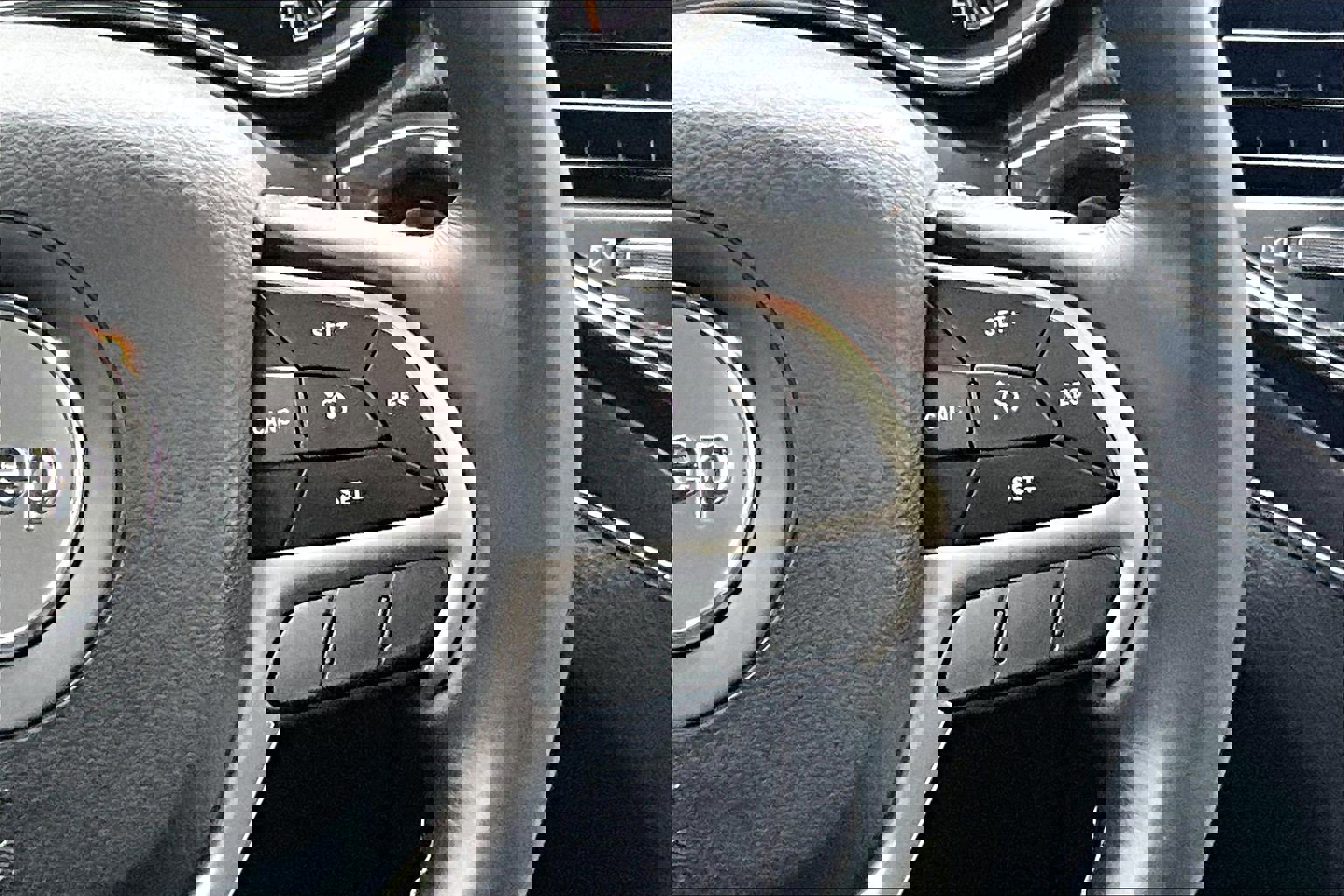 Used 2019 Jeep Grand Cherokee Overland image 21