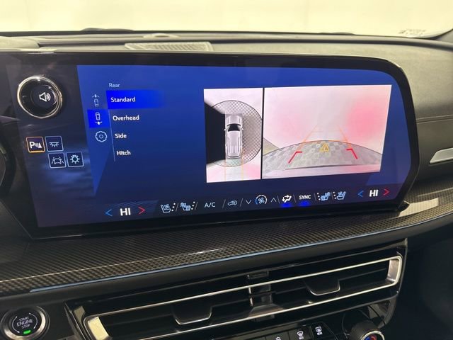 Used 2025 Chevrolet Traverse High Country image 44