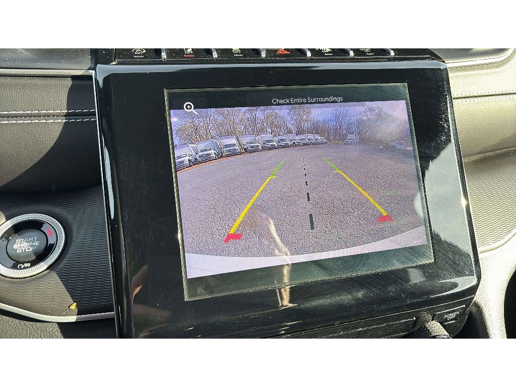 Used 2024 Jeep Grand Cherokee Laredo image 17