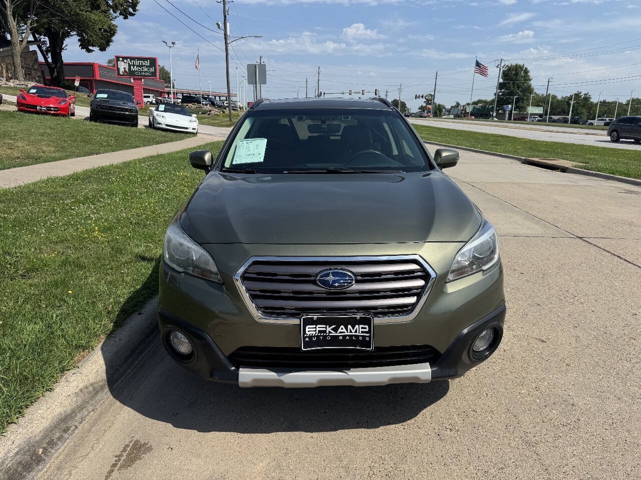 Used 2017 Subaru Outback 3.6R Touring w/ Popular Package #5A AWD/4WD image 8