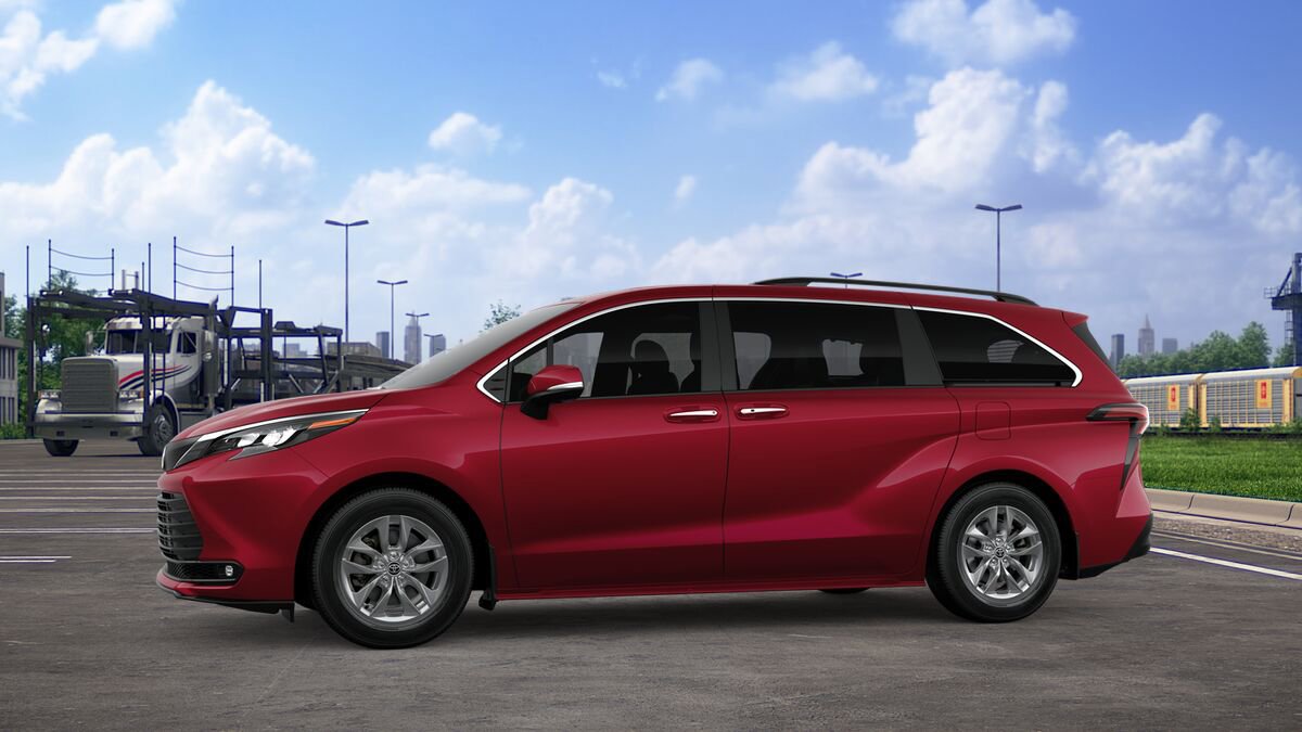 New 2026 Toyota Sienna XLE AWD/4WD image 3