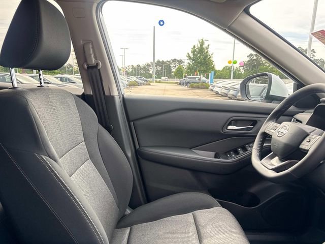 New 2026 Nissan Rogue SV FWD image 12