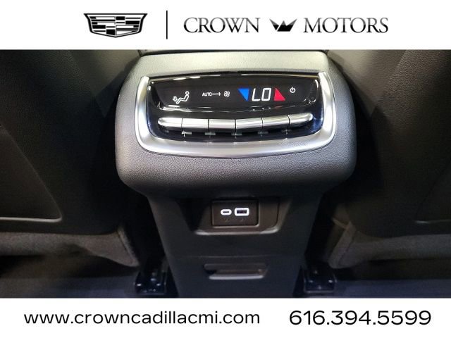 Certified 2025 Cadillac XT6 Luxury image 24