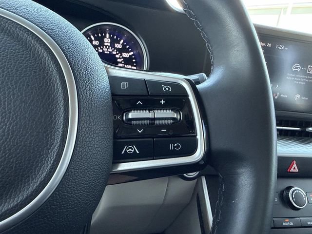 Used 2023 Kia Carnival LX FWD image 27