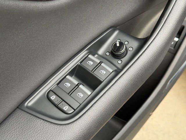 Used 2019 Audi Q8 Premium Plus image 24