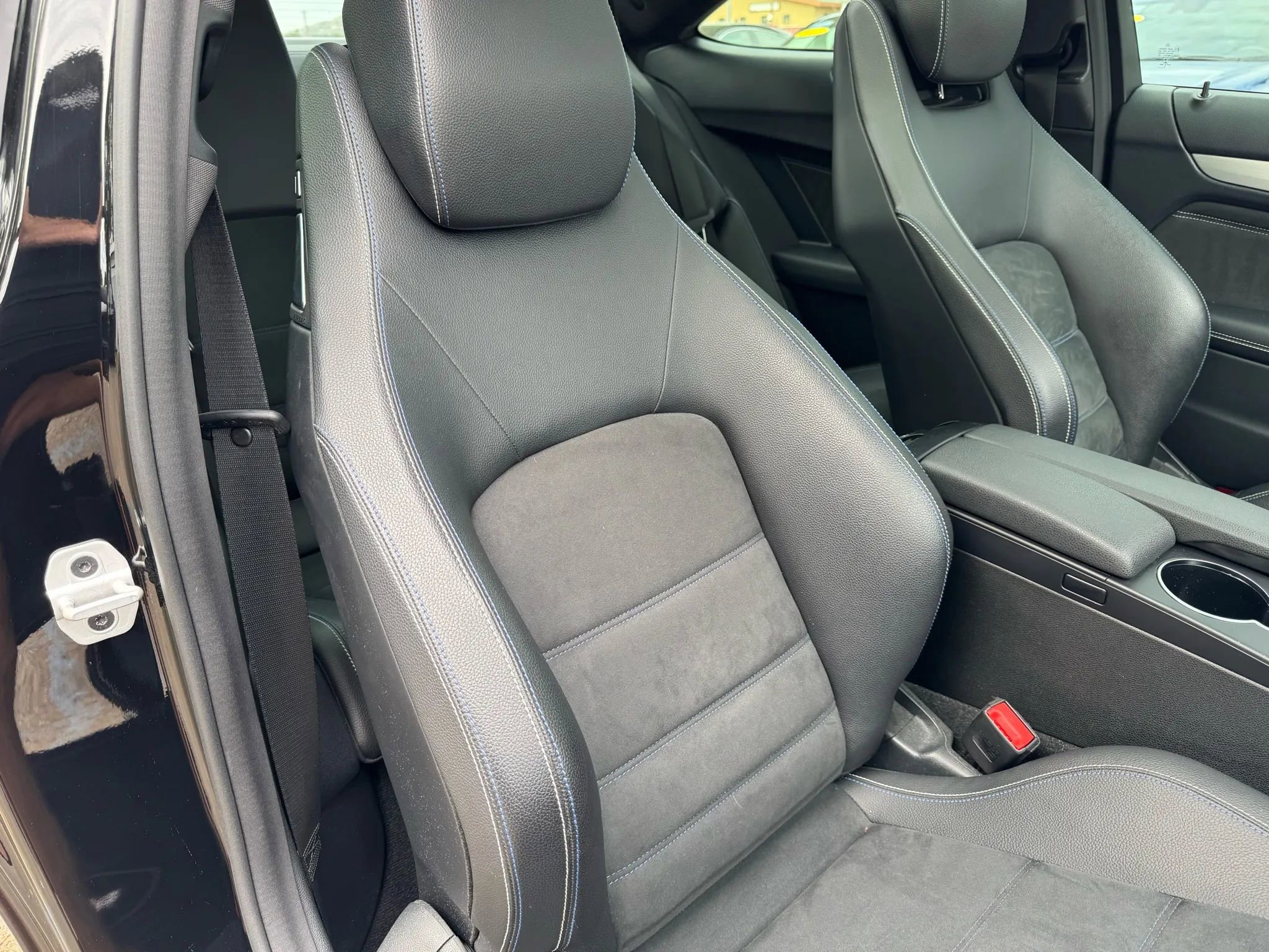 Used 2015 Mercedes-Benz C 250 Coupe image 31