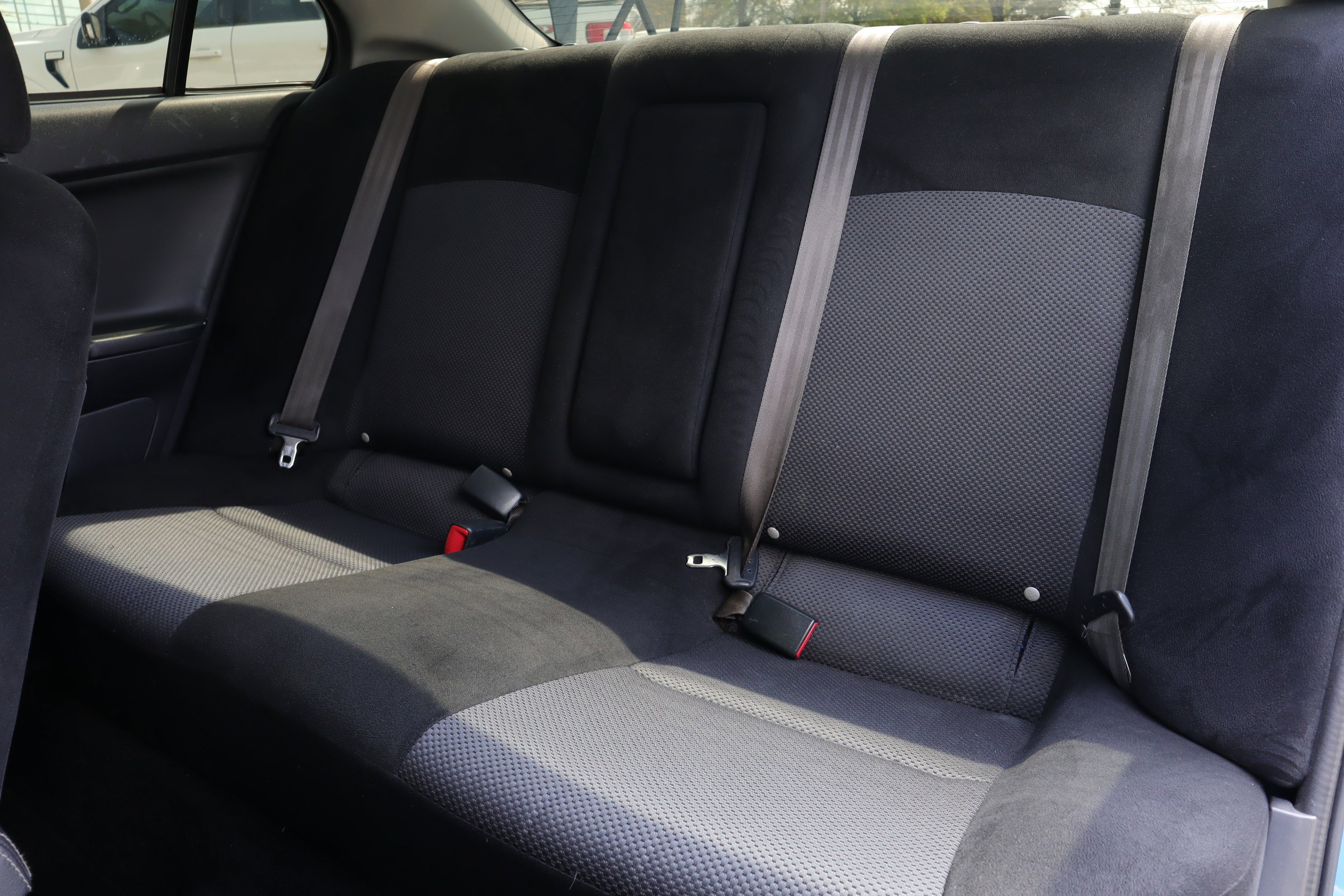 Used 2015 Mitsubishi Lancer Evolution GSR image 9