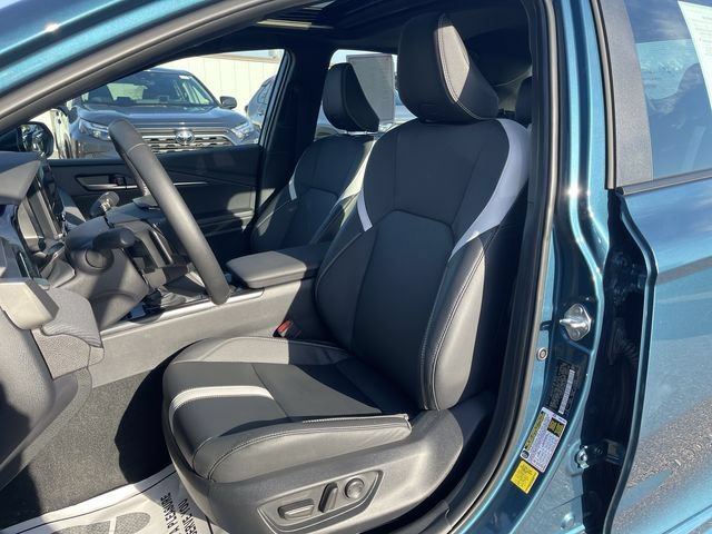 Certified 2025 Toyota Camry SE AWD/4WD image 14