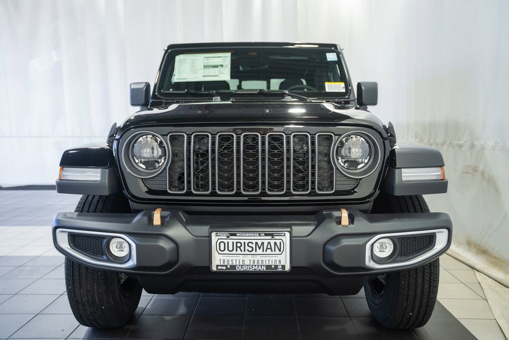 New 2026 Jeep Gladiator Sport AWD/4WD image 2
