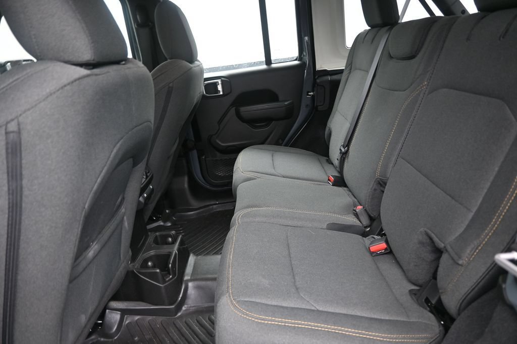 Used 2026 Jeep Wrangler Unlimited Sport AWD/4WD image 14