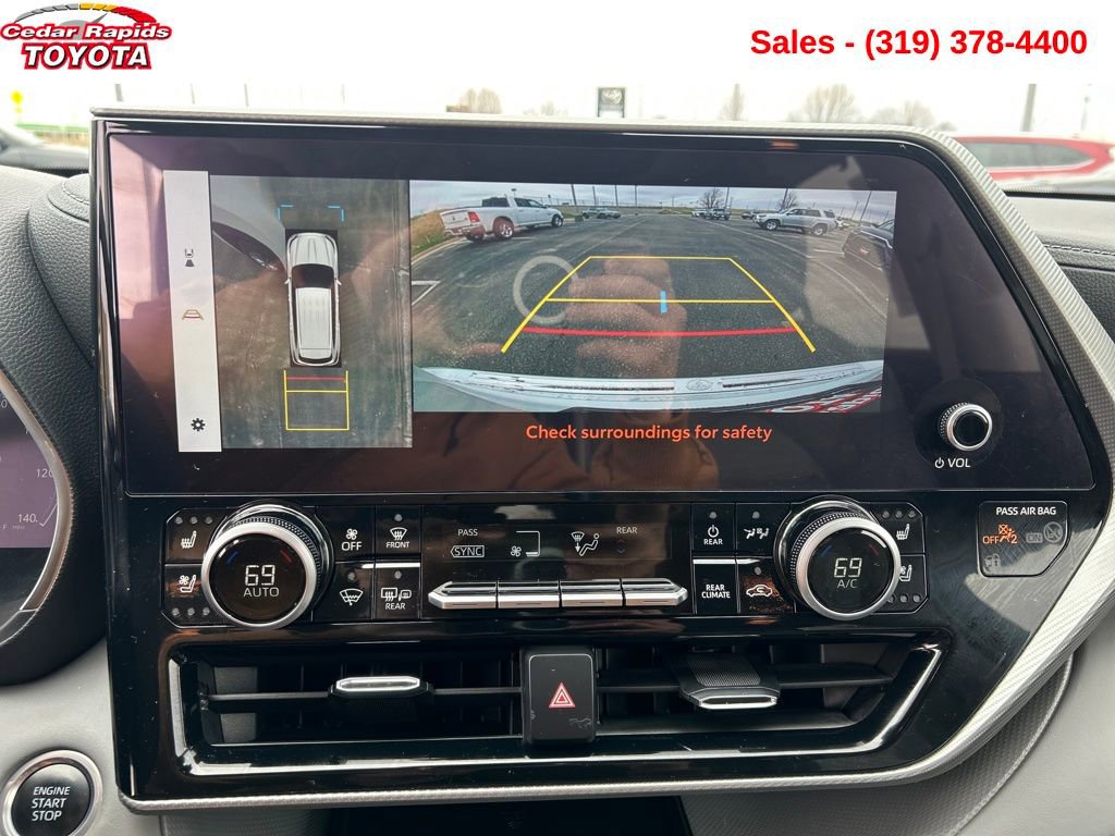 Used 2024 Toyota Highlander Platinum image 18