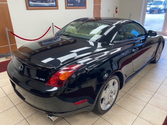 Used 2002 Lexus SC 430 Convertible RWD image 4