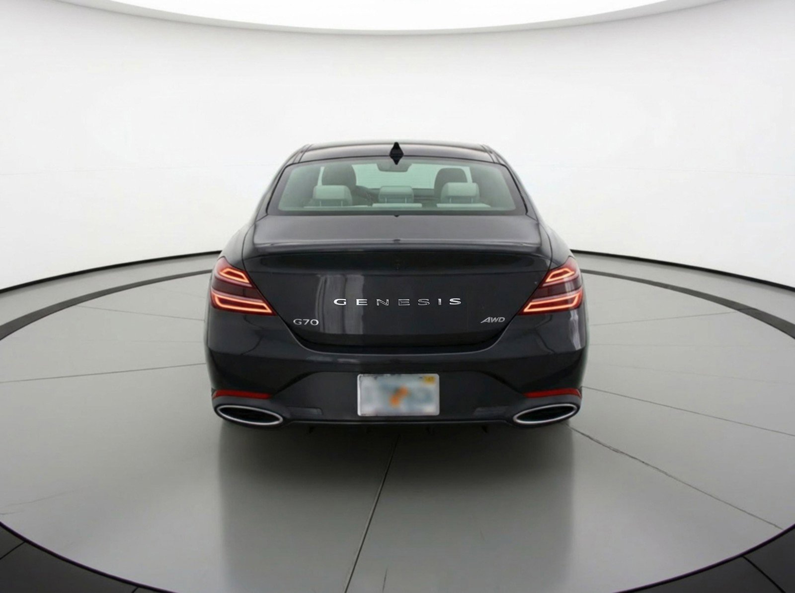 Used 2025 Genesis G70 2.5T image 7