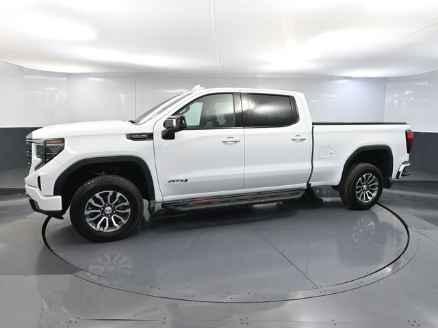Used 2023 GMC Sierra 1500 AT4 w/ AT4 Preferred Package image 11