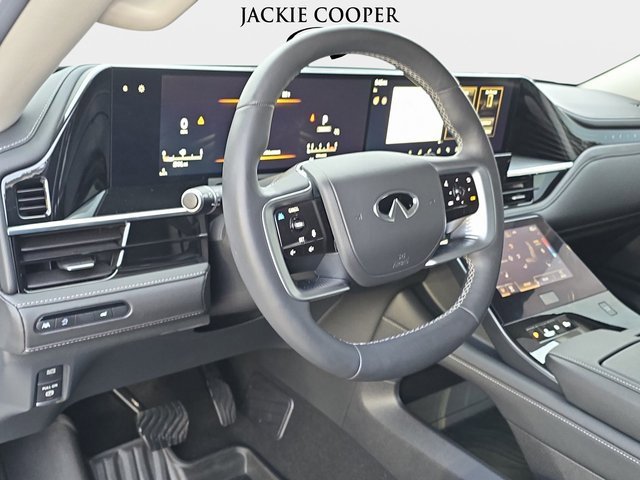 Certified 2025 INFINITI QX80 Pure image 17