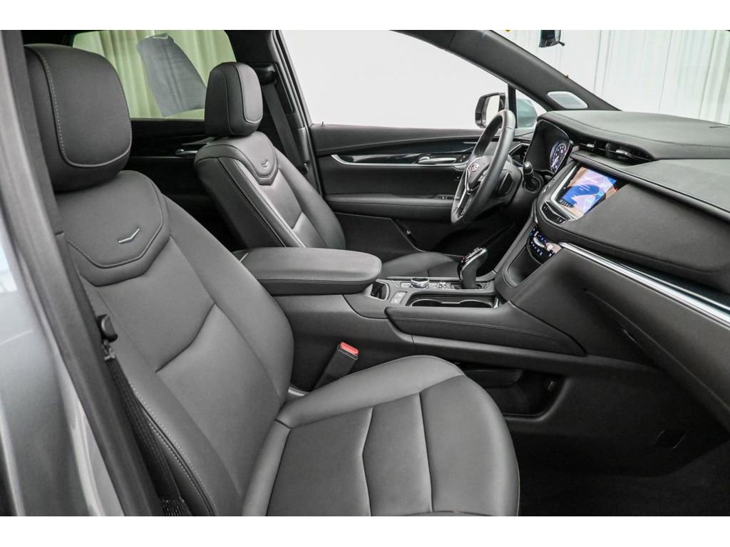 Used 2024 Cadillac XT5 Premium Luxury w/ Technology Package image 22