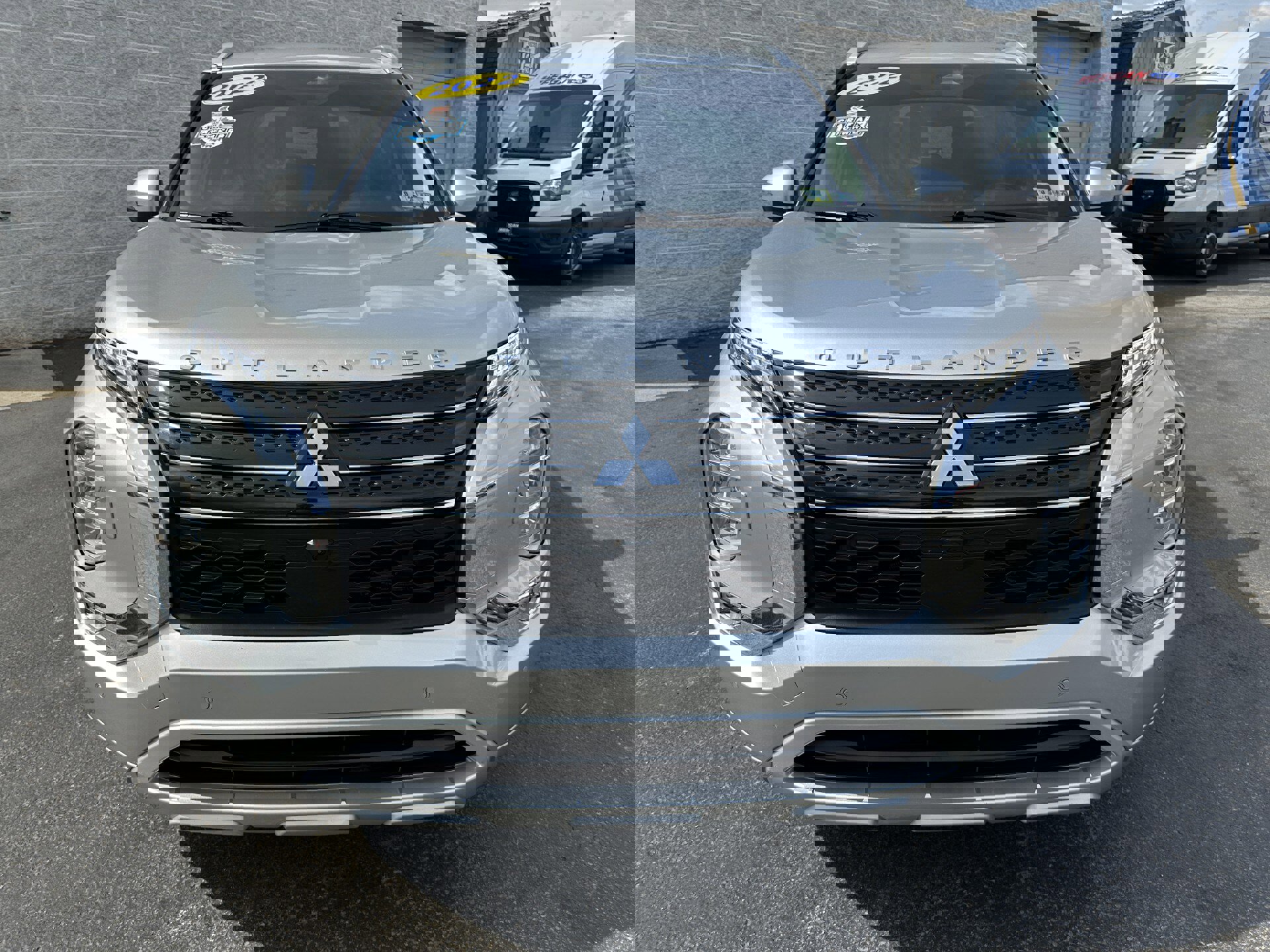 Used 2022 Mitsubishi Outlander SEL image 3