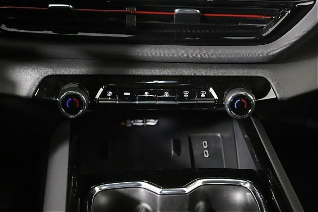 New 2024 Chevrolet Silverado EV RST AWD/4WD image 11
