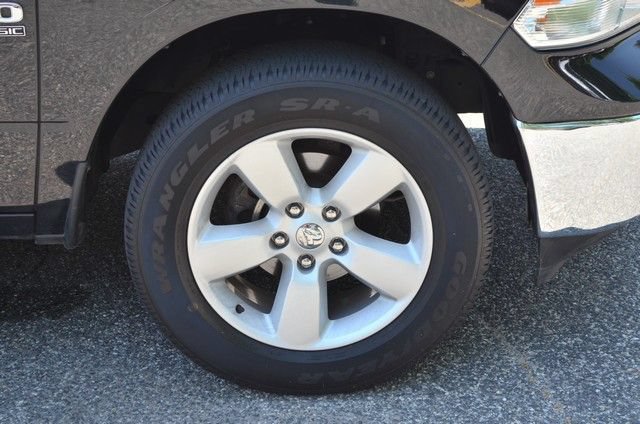 Used 2024 RAM 1500 Classic SLT AWD/4WD image 10