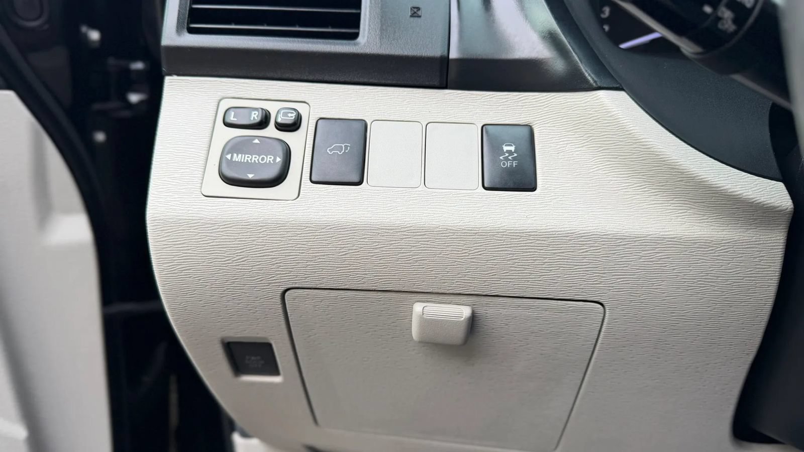 Used 2014 Toyota Venza XLE AWD/4WD image 22
