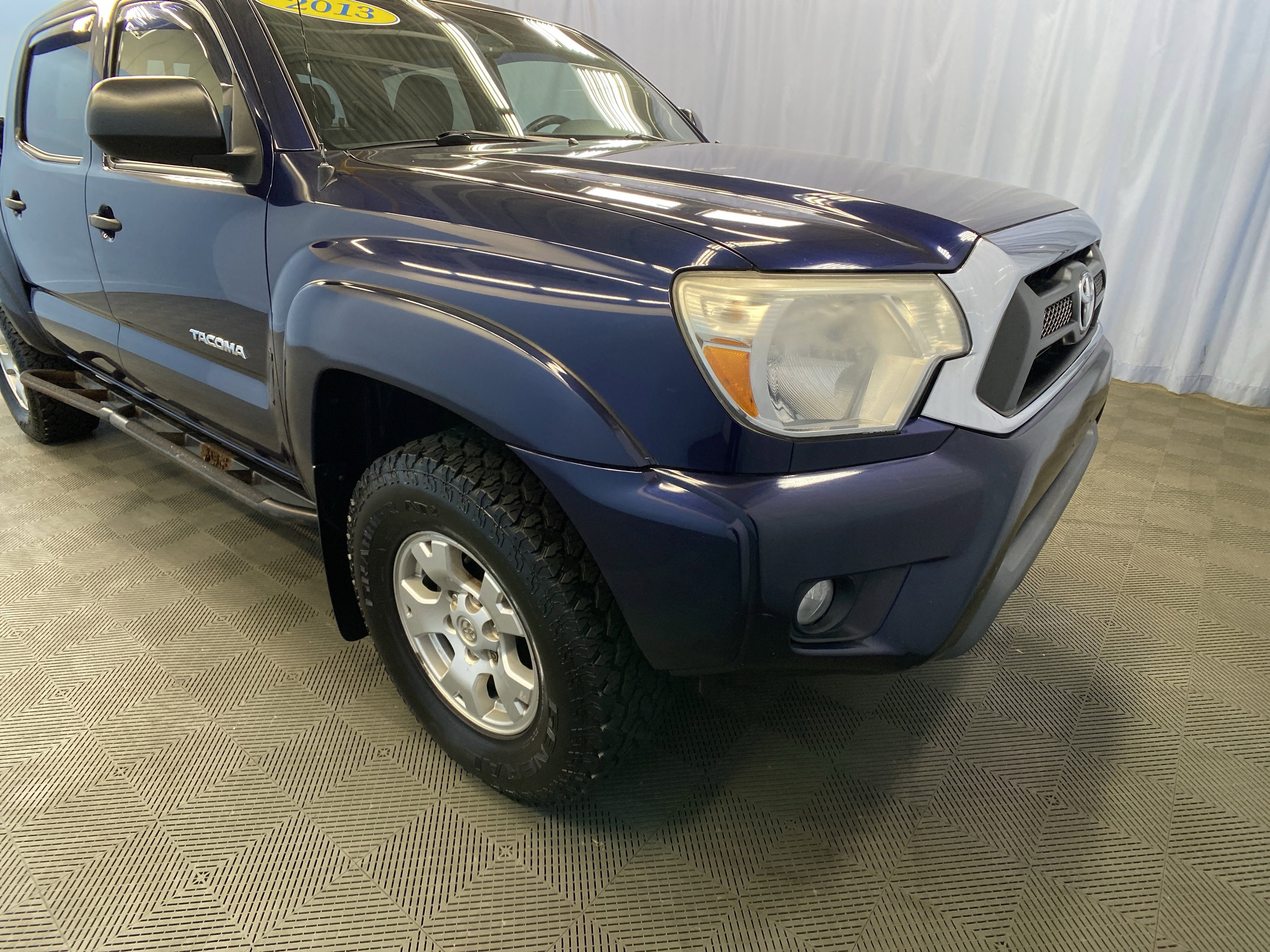 Used 2013 Toyota Tacoma 4x4 Double Cab w/ TRD Off-Road Pkg image 43