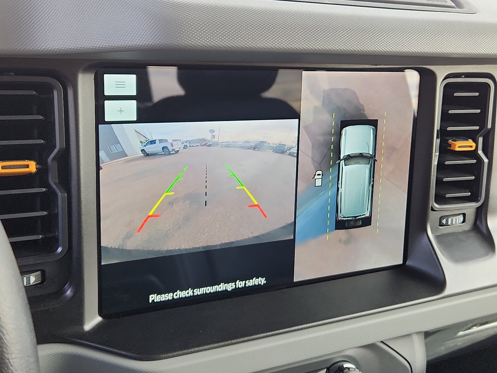 Used 2023 Ford Bronco Badlands w/ Sasquatch Package image 13