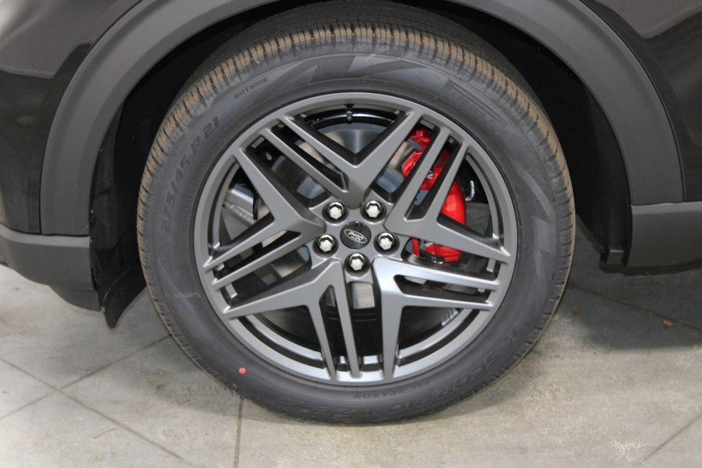 New 2026 Ford Explorer ST w/ Sun And Sound Package image 18