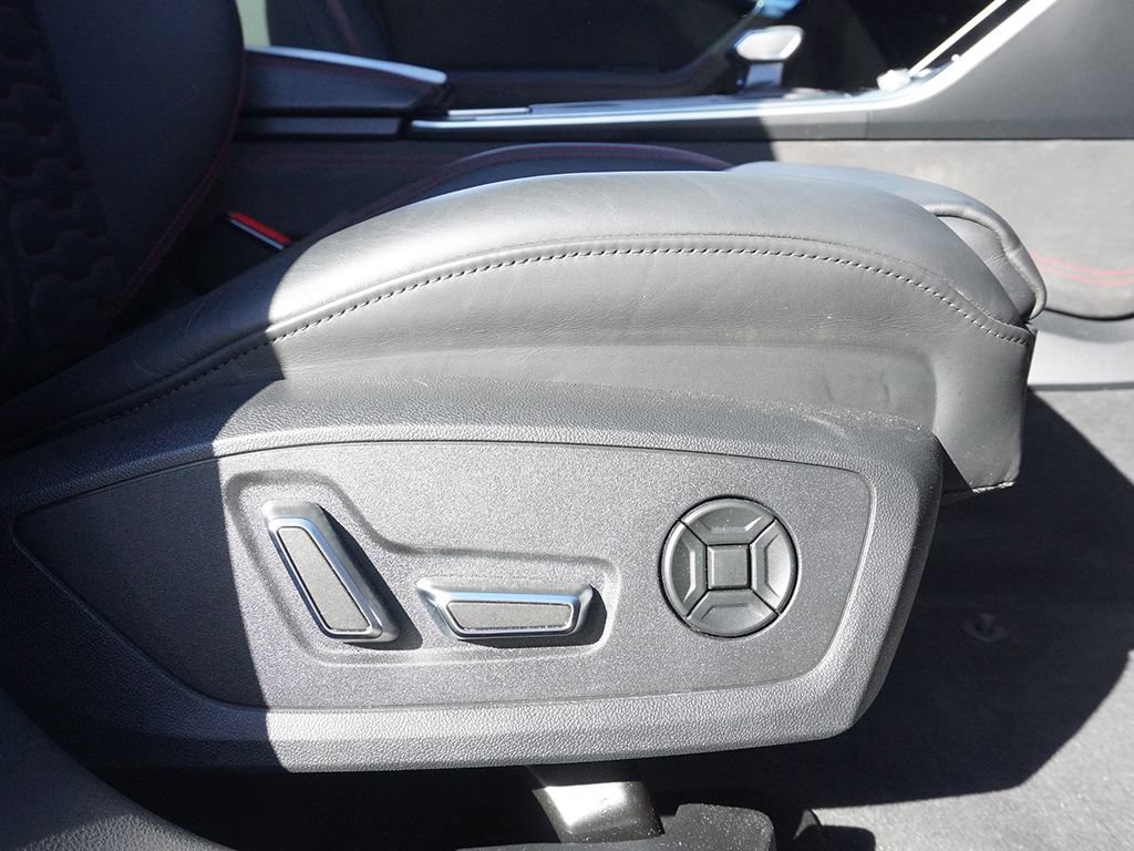 Used 2023 Audi RS 6 image 30