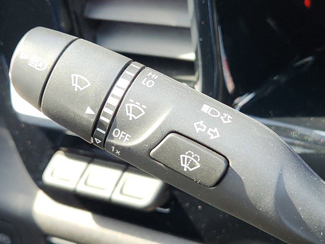 Used 2024 Chevrolet Silverado 3500 LTZ w/ LTZ Premium Package image 45