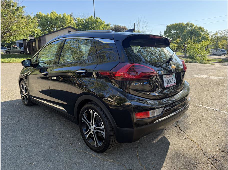 Used 2017 Chevrolet Bolt Premier w/ Driver Confidence II Package image 5