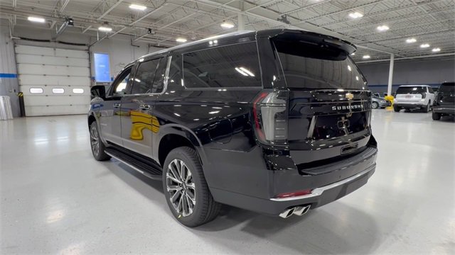 New 2026 Chevrolet Suburban High Country w/ Sun And Tow Package image 8