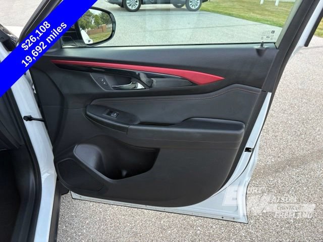 Used 2024 Chevrolet TrailBlazer RS w/ Convenience Package AWD/4WD image 31