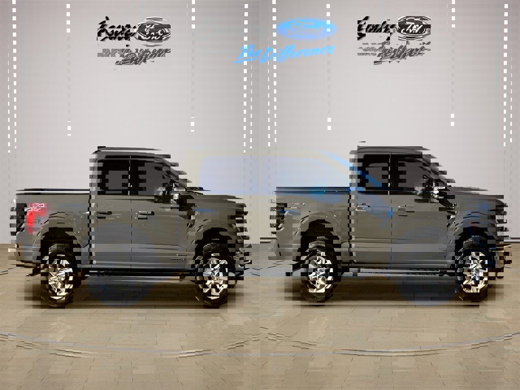 New 2025 Ford F150 XLT w/ Equipment Group 302A MID image 26