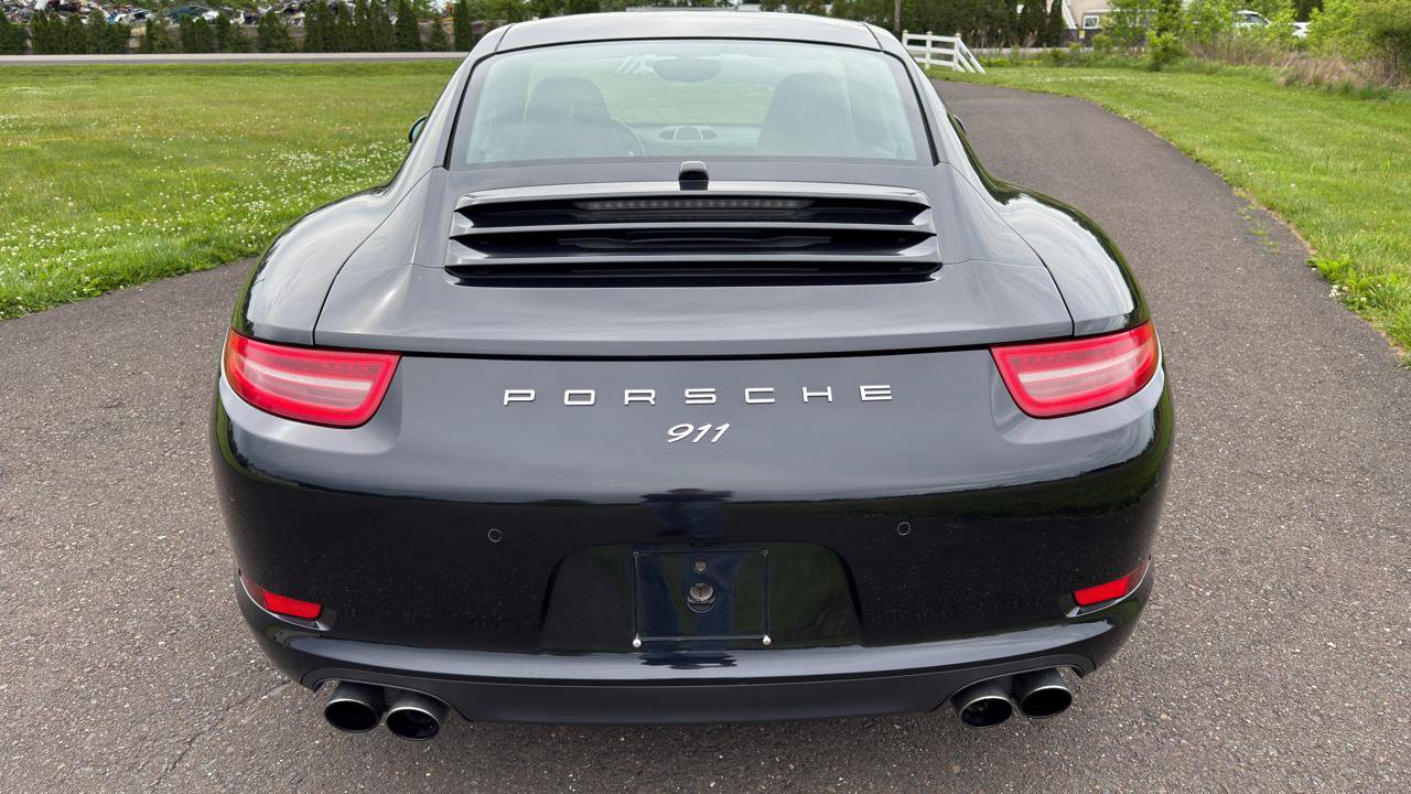 Used 2016 Porsche 911 Carrera Black Edition RWD image 21