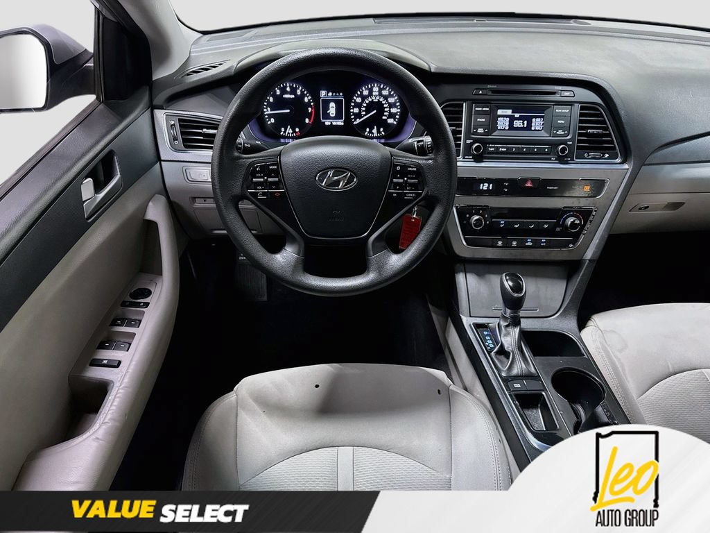 Used 2017 Hyundai Sonata SE FWD image 21