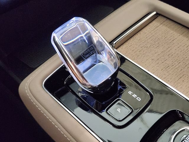 Used 2026 Volvo XC90 B6 Plus w/ Protection Package Premier AWD/4WD image 20