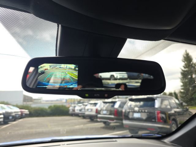 Used 2018 Toyota C-HR XLE image 17