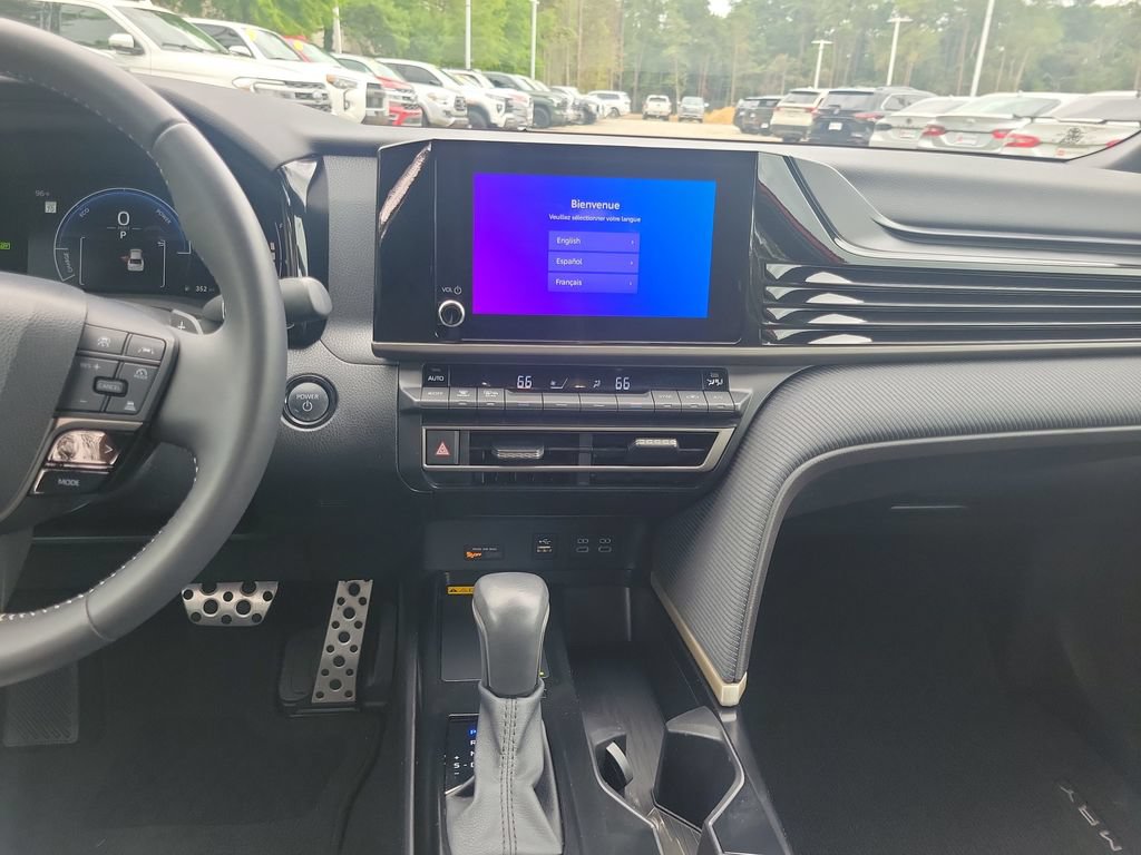 Certified 2025 Toyota Camry SE w/ Convenience Package AWD/4WD image 24