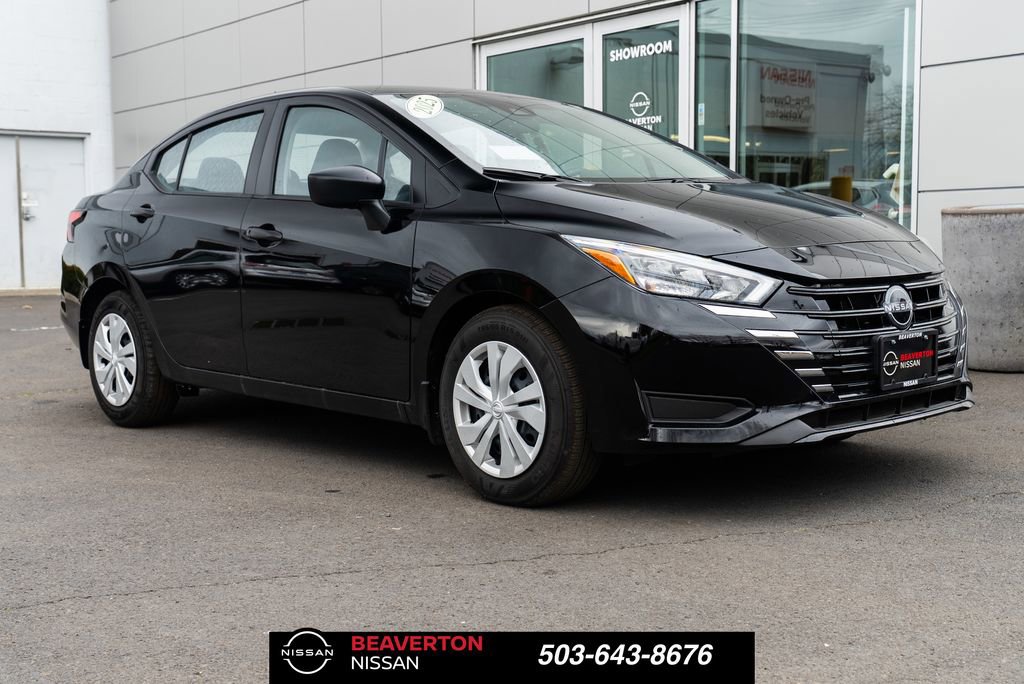New 2025 Nissan Versa S w/ Trunk Package