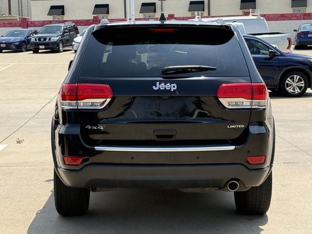 Used 2017 Jeep Grand Cherokee Limited AWD/4WD image 5