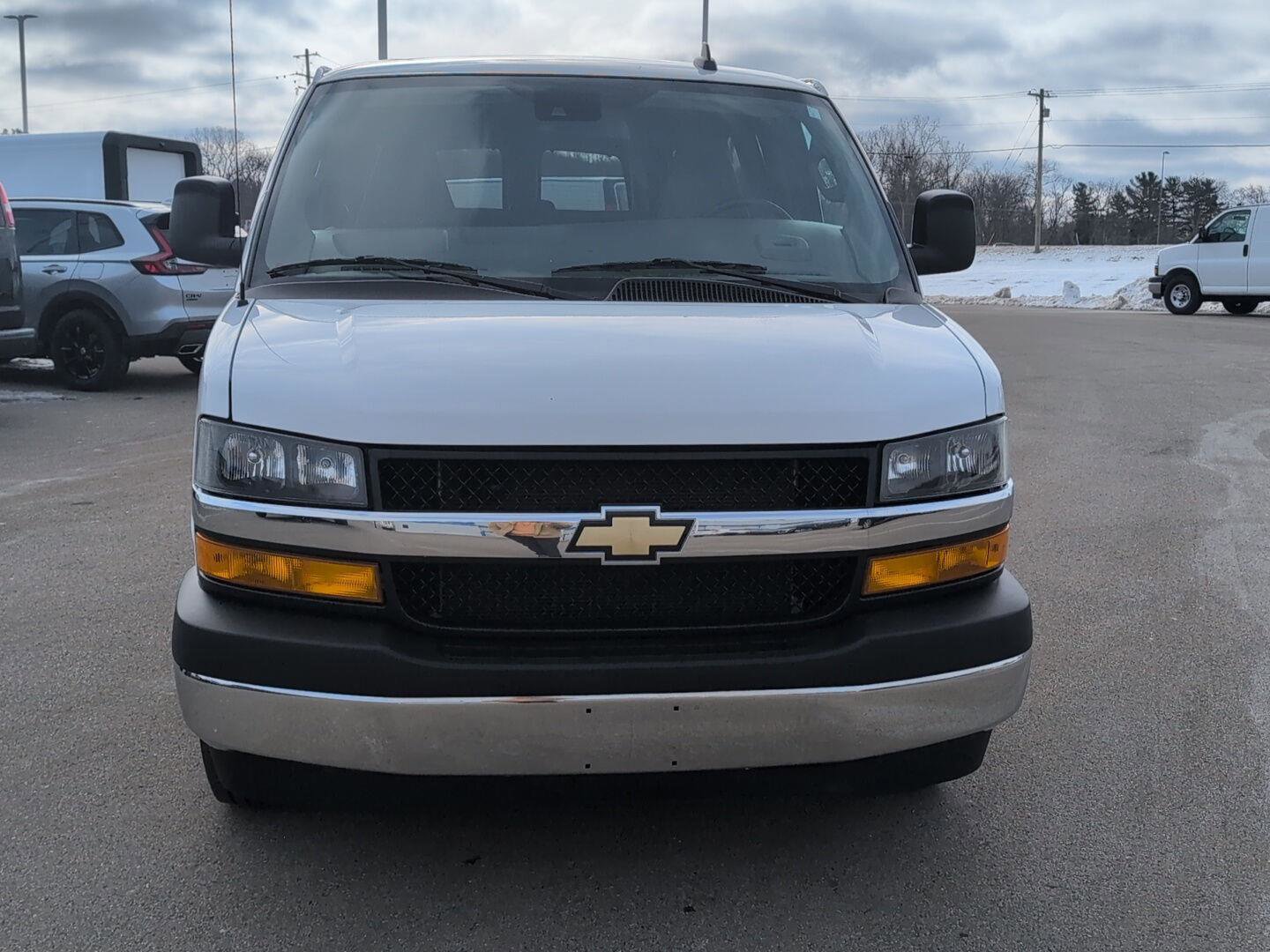 Used 2023 Chevrolet Express 3500 LT w/ LT Preferred Equipment Group image 13